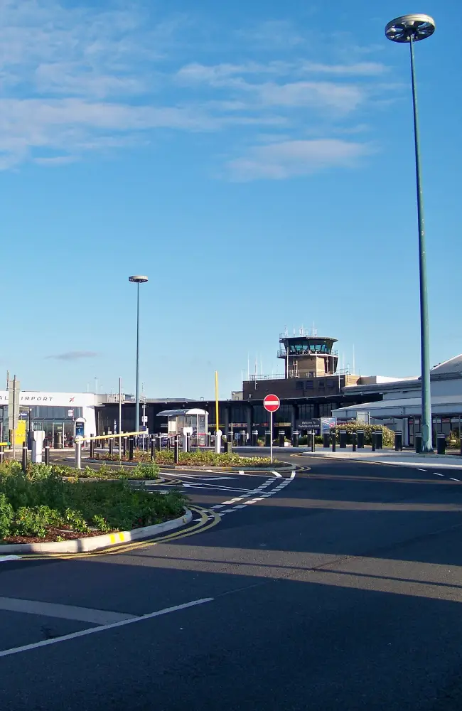 leeds bradfort airport
