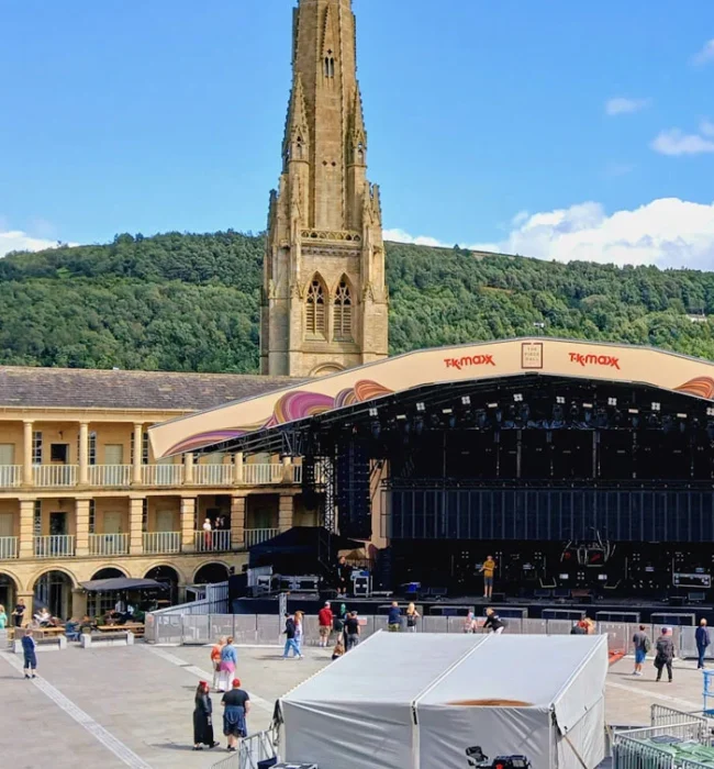 The-Piece-Hall-Halifax