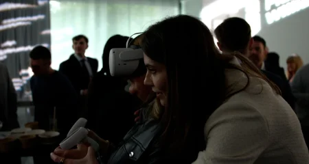 VR_ VR_