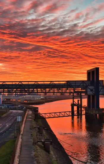 hull sunset view