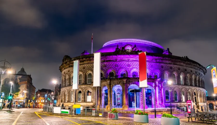 leeds building lightning